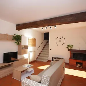Appartamento La Casa Col Portico, Leivi